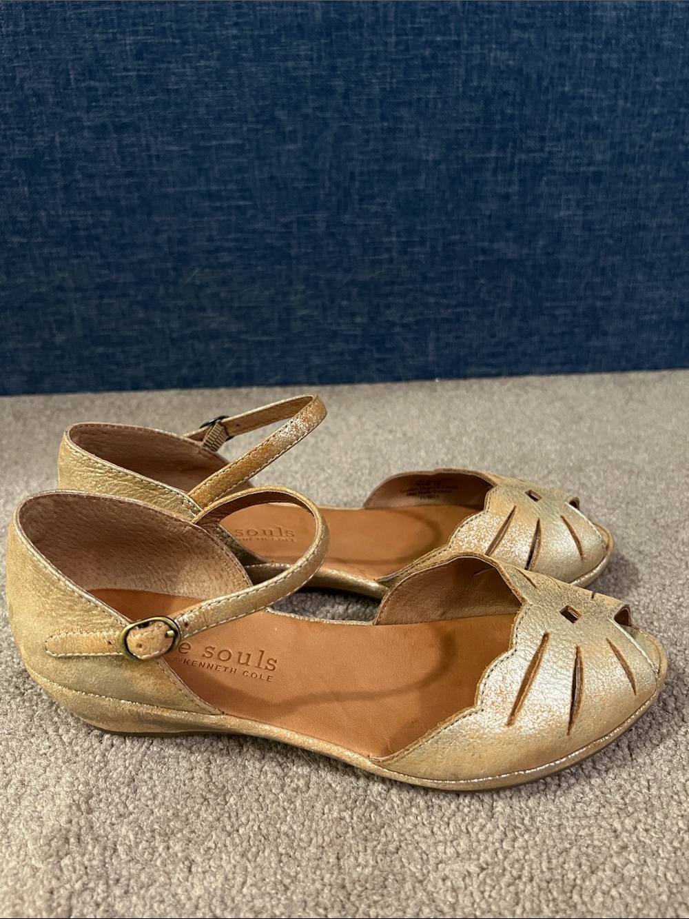 Gentle Souls Kenneth Cole Lily Moon ankle strap leather sandals retail $179 - Picture 5 of 12